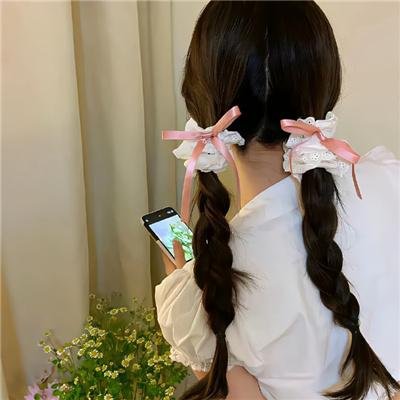 红色八爪女海报